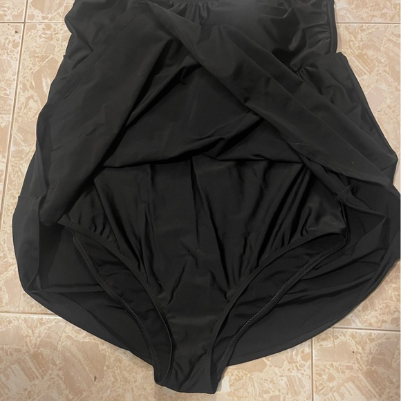 Torrid one. 1x swimsuit black - Picture 2 of 3